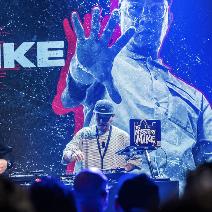 DJ-LEAGUE.NET | DJ Mystery Mike